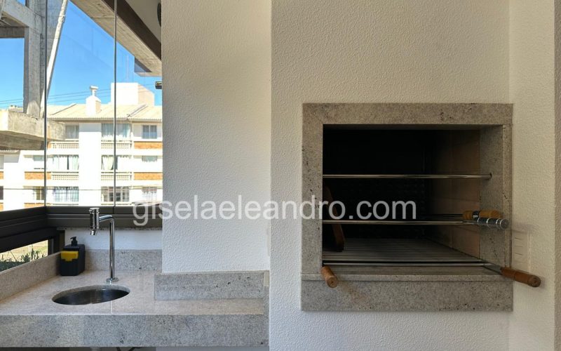 1f4ffaf2-1664-403b-b5df-e3e51e393f2b