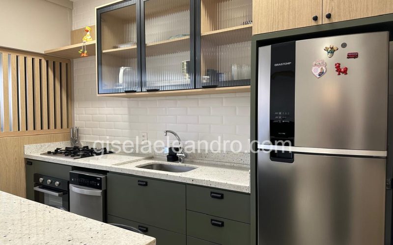 2a6c6e8e-736e-44c1-b47a-f223f22e622c