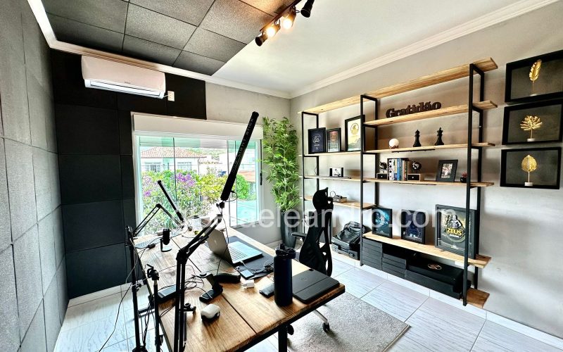 WhatsApp Image 2023-04-18 at 14.25.01 (3)