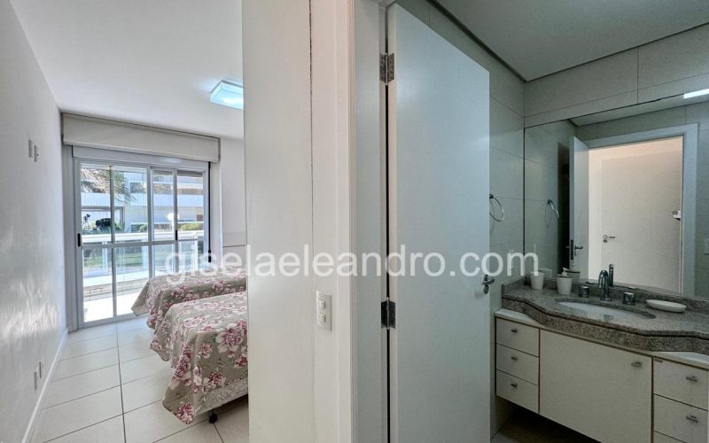 WhatsApp Image 2024-08-19 at 11.39.00 (5)