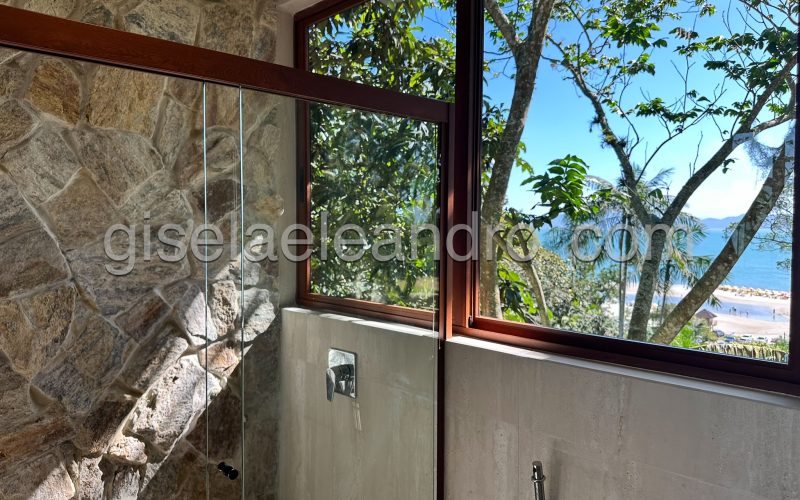 eZy Watermark_17-10-2025_11-59-14-7760AM